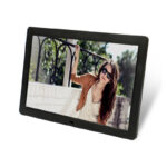 digital photo frame